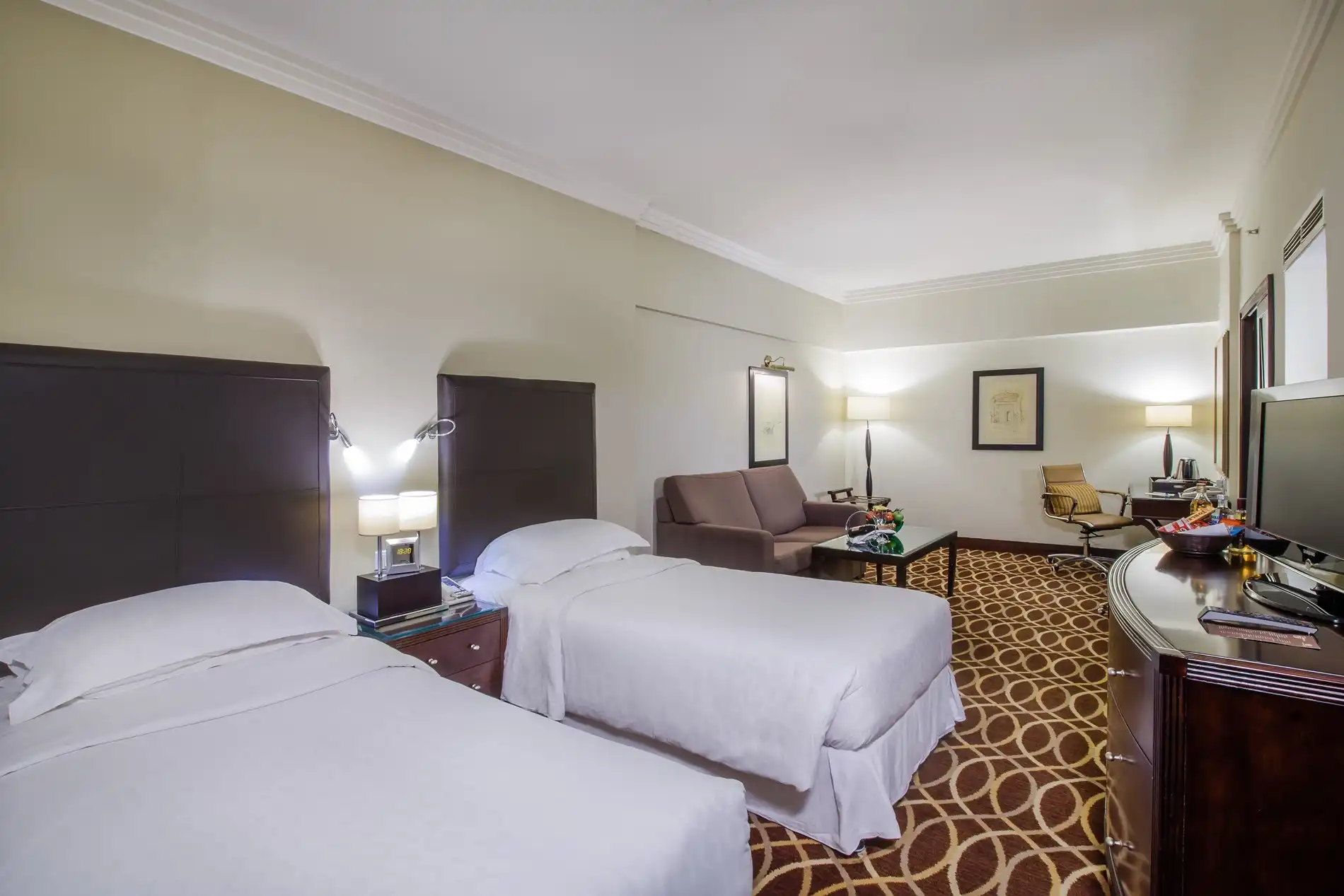 Bedrooms in Ge hotels